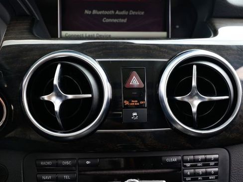Used 2014 Mercedes-Benz GLK 350 2WD image 35
