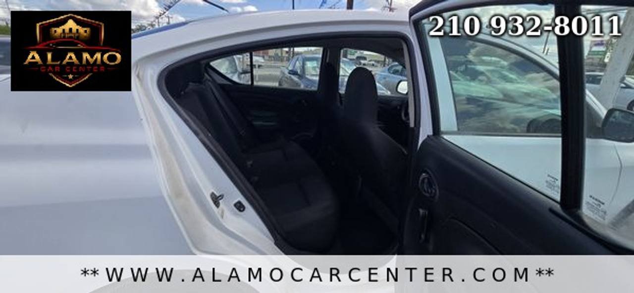 Used 2015 Nissan Versa S Plus FWD image 18