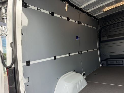 Used 2024 Mercedes-Benz Sprinter 144 Cargo image 9
