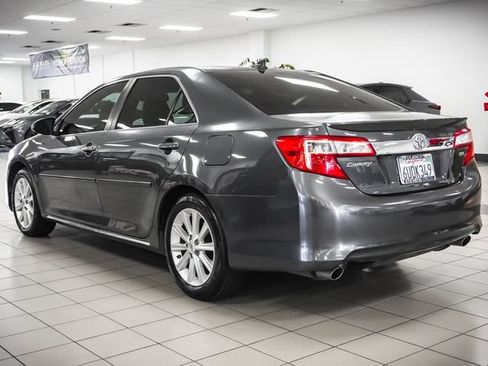 Used 2012 Toyota Camry XLE FWD image 8