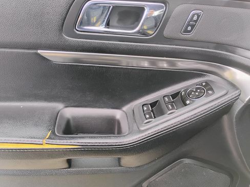 Used 2017 Ford Explorer 4WD Police Interceptor image 18