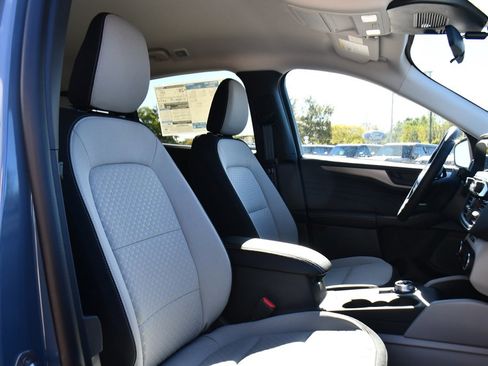 Used 2026 Ford Escape Active w/ Cold Weather Package image 15