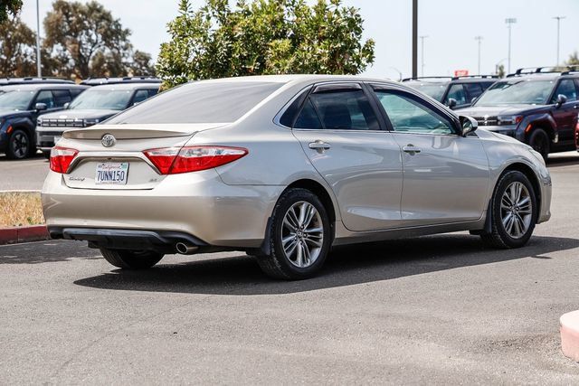 Used 2017 Toyota Camry SE FWD image 5