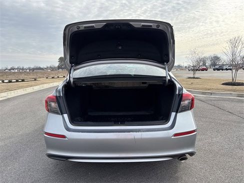 Used 2023 Honda Civic Sport image 15