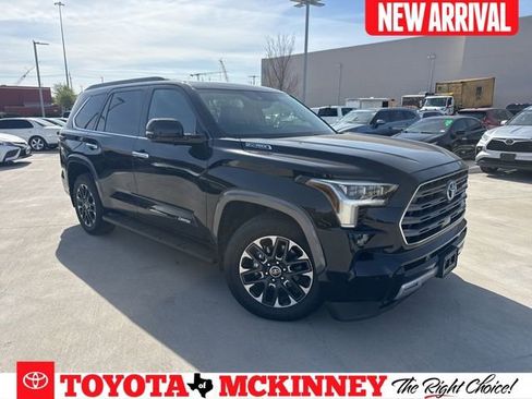 Used 2023 Toyota Sequoia Limited image 1