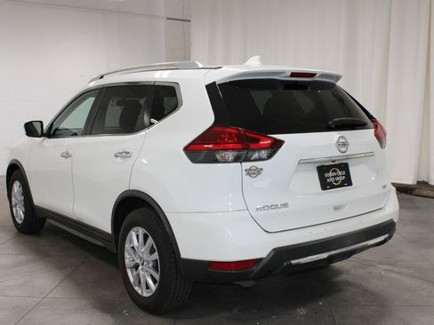 Used 2017 Nissan Rogue SV FWD image 7