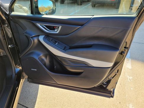 Used 2024 Subaru Forester Limited image 9