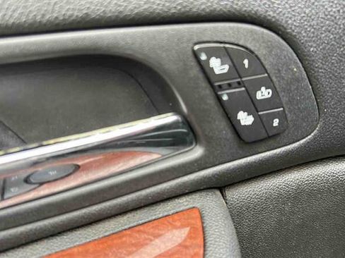 Used 2009 GMC Sierra 2500 SLT w/ Entertainment Package image 17