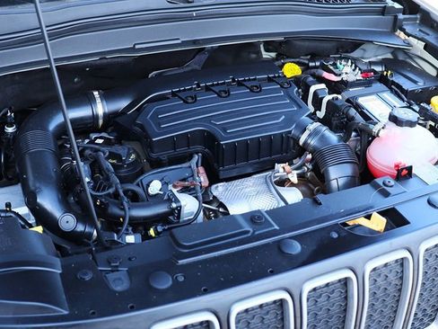 Used 2022 Jeep Renegade Latitude w/ Convenience Group image 61