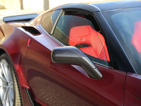 Used 2019 Chevrolet Corvette Grand Sport image 9