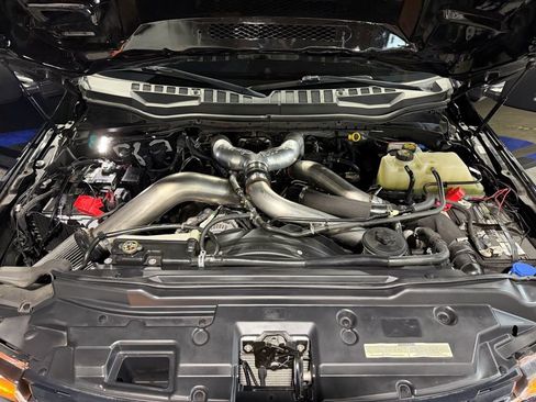 Used 2021 Ford F450 Platinum w/ Camper Package image 12