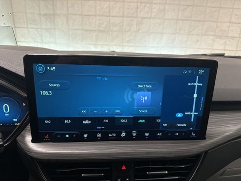 New 2026 Ford Escape SE w/ PHEV Premium Package image 28