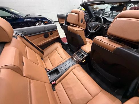 Used 2010 BMW 328i Convertible RWD image 25