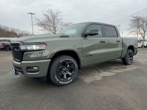 New 2026 RAM 1500 4x4 Crew Cab image 4