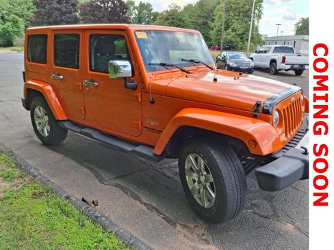 Used 2012 Jeep Wrangler Unlimited Sahara w/ Dual Top Group AWD/4WD image 7
