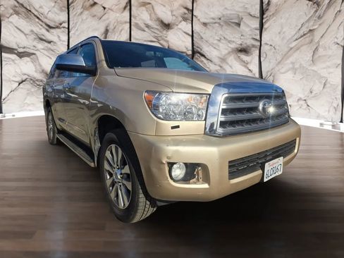 Used 2010 Toyota Sequoia Limited image 3
