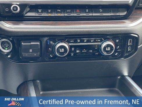 Certified 2024 GMC Sierra 2500 SLT w/ SLT Premium Package image 4