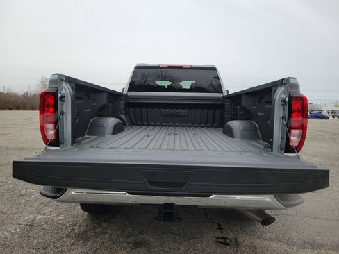 New 2026 GMC Sierra 3500 SLE image 16