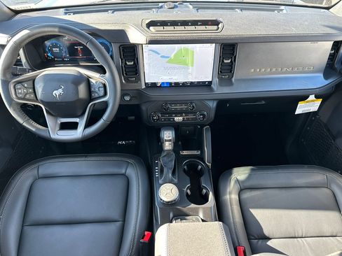 New 2025 Ford Bronco Badlands AWD/4WD image 19