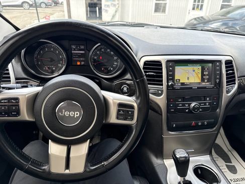 Used 2013 Jeep Grand Cherokee Laredo image 12