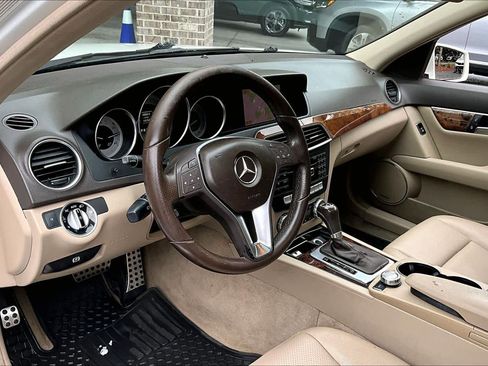 Used 2012 Mercedes-Benz C 300 4MATIC Sedan image 17
