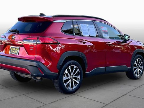 Certified 2025 Toyota Corolla Cross XLE image 12