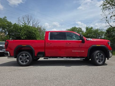 New 2026 GMC Sierra 2500 SLE w/ SLE Value Package; AWD/4WD image 17