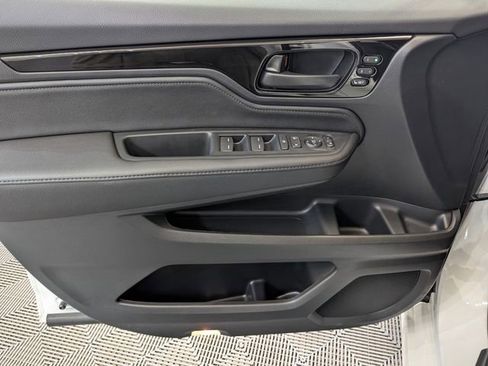 New 2026 Honda Odyssey Touring image 34
