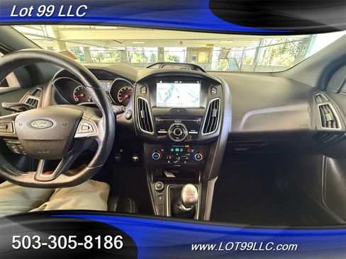 Used 2016 Ford Focus ST w/ Equipment Group 401A FWD image 15
