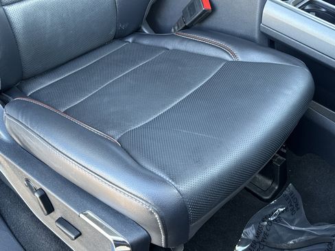 Used 2024 Ford F250 Lariat image 61