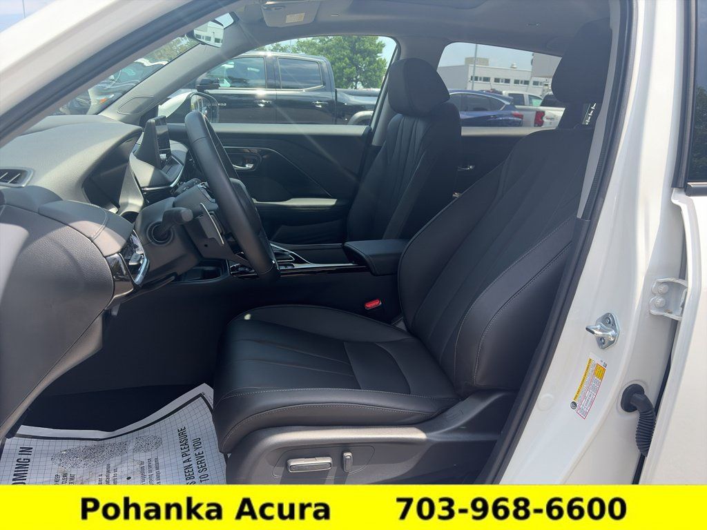Used 2025 Acura ADX AWD image 23