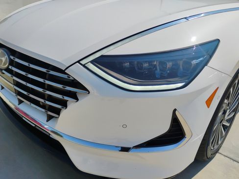 Used 2023 Hyundai Sonata Limited w/ Cargo Package FWD image 30