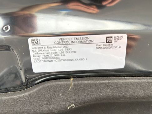 Used 2023 Chevrolet Equinox LT AWD/4WD image 28