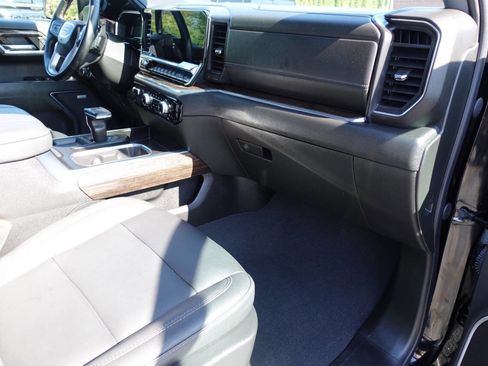 Used 2024 GMC Sierra 1500 Elevation w/ Elevation Premium Package AWD/4WD image 42