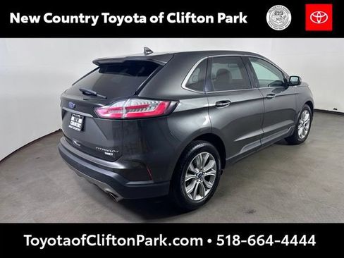 Used 2019 Ford Edge Titanium w/ Equipment Group 301A AWD/4WD image 3
