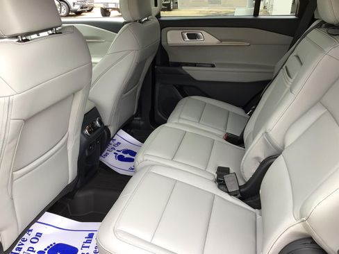 New 2026 Ford Explorer Active w/ Active Comfort Package AWD/4WD image 14