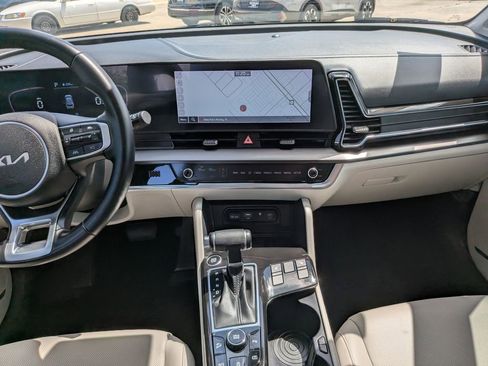 Certified 2023 Kia Sportage EX FWD image 16