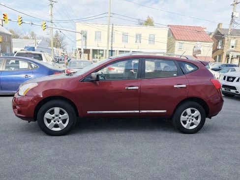 Used 2015 Nissan Rogue S w/ Convenience Package AWD/4WD image 3