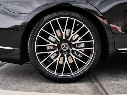 Used 2025 Mercedes-Benz S 580 4MATIC Sedan image 19