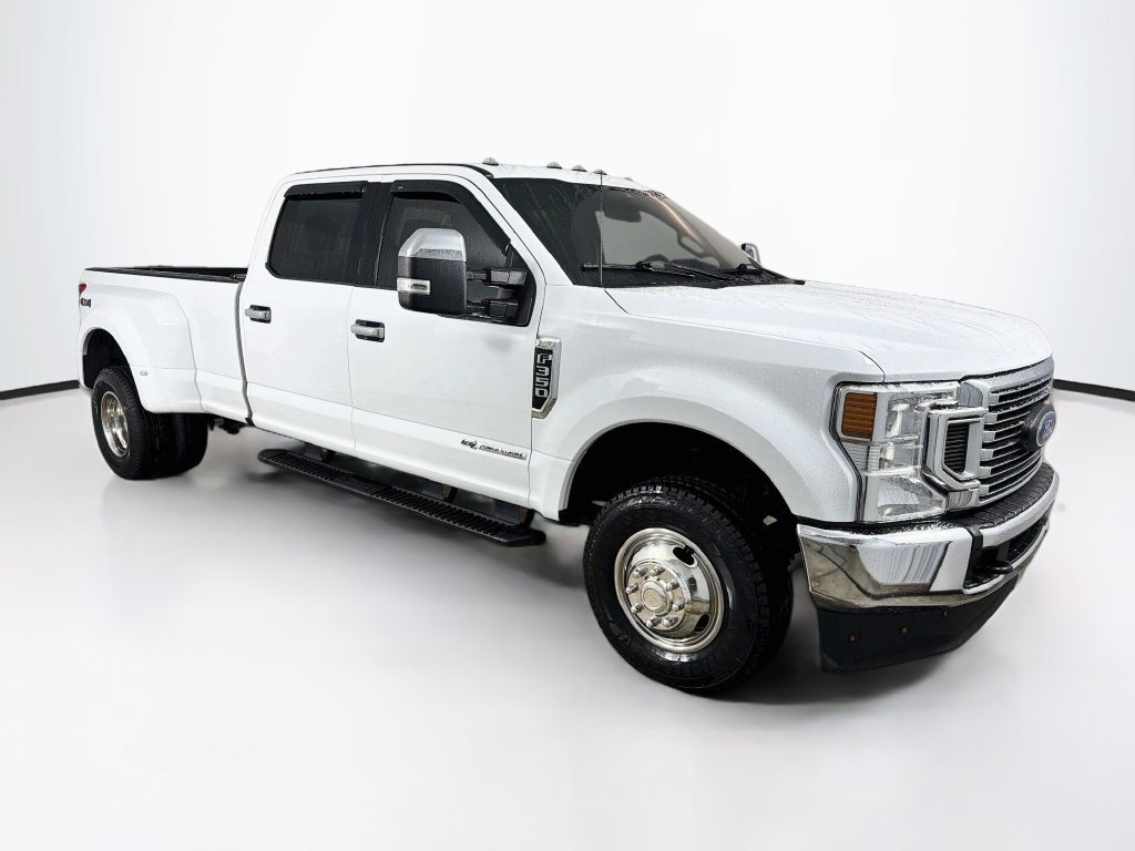Used 2022 Ford F350 XLT AWD/4WD image 3