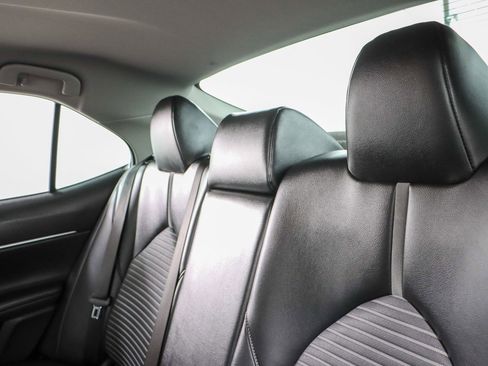 Used 2024 Toyota Camry SE image 24