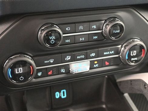 Certified 2021 Ford Bronco Outer Banks image 17