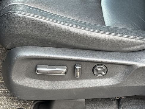 Used 2025 Honda Odyssey EX-L image 14