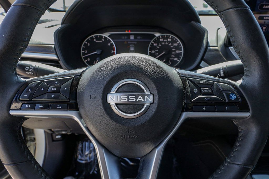 Used 2023 Nissan Altima 2.5 SV w/ SV Premium Package FWD image 27