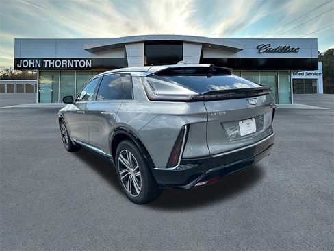 New 2025 Cadillac Lyriq Luxury image 7
