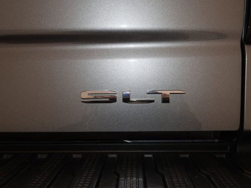 Certified 2021 GMC Sierra 1500 SLT w/ SLT Convenience Package image 40