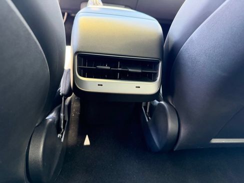 Used 2023 Tesla Model 3 Standard Range RWD image 12