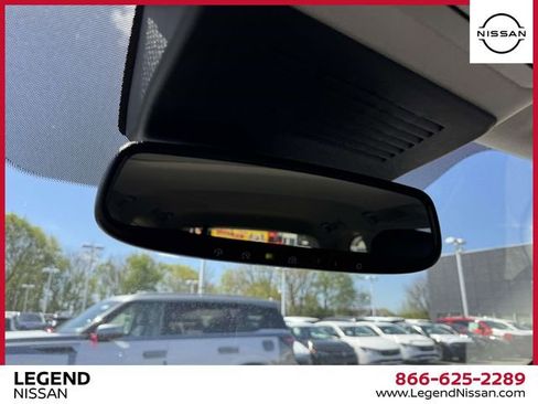 Certified 2024 Nissan Armada SL w/ Cargo Package AWD/4WD image 32