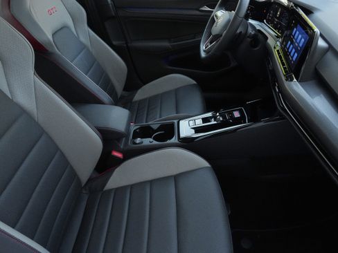 Used 2023 Volkswagen GTI Autobahn FWD image 13