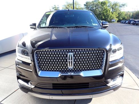 Used 2020 Lincoln Navigator Reserve image 8